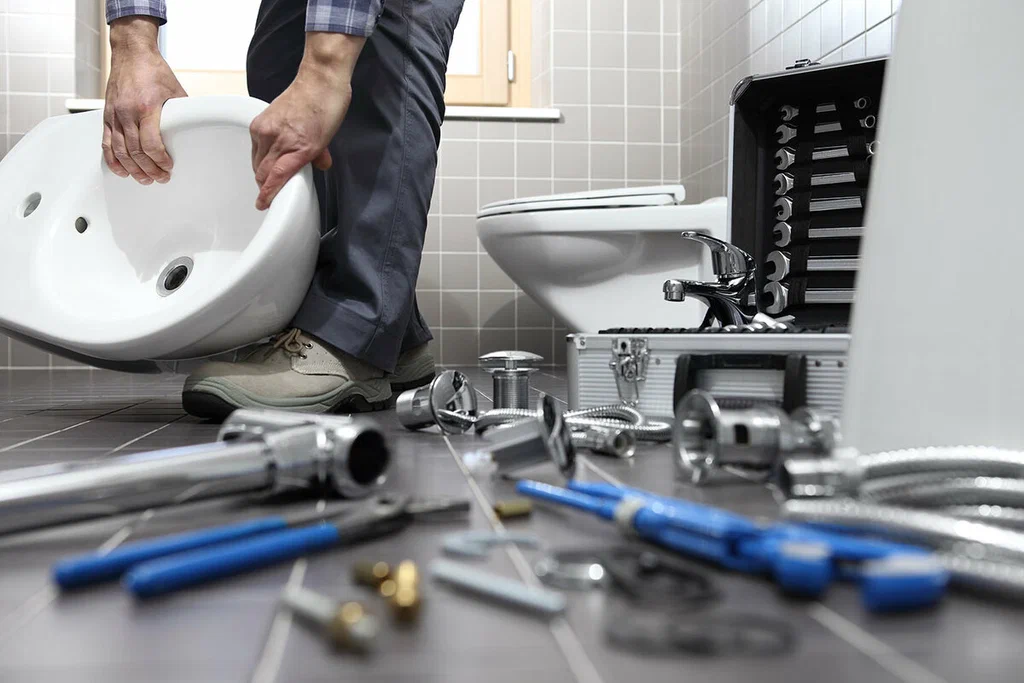 Professional bathroom plumbing repair in Inglewood